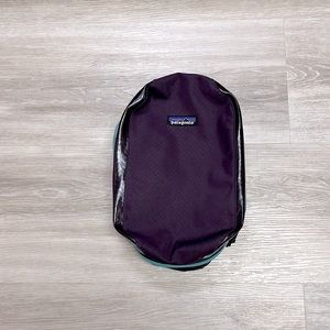 Patagonia Black Hole Cube-Medium